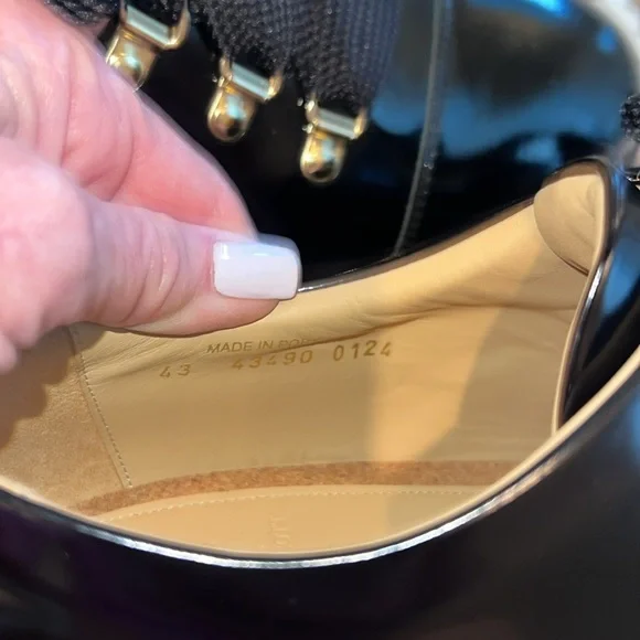 Elegant Black Patent Leather Mr Logan Oxford from The Office of Angela Scott - Picture 8 of 13